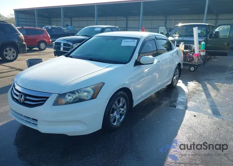 2011 Honda Accord 2.4 Lx-P из США, поврежденный, VIN 1HGCP2F42BA072685